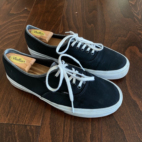 black vans size 8.5